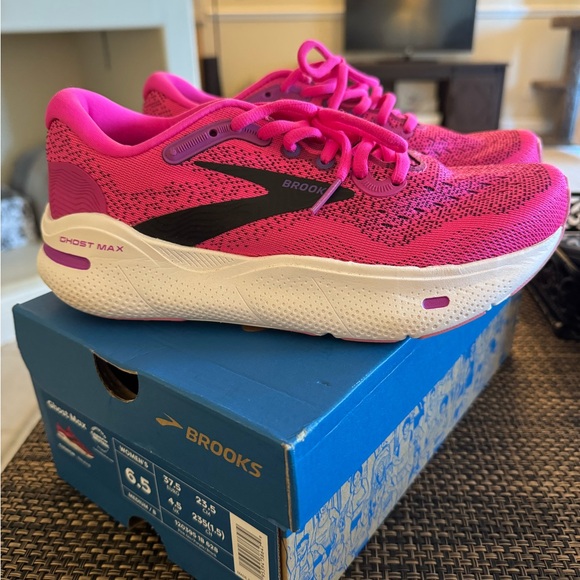 Brooks Shoes - Brooks Women's Ghost Max Pink Running Shoes